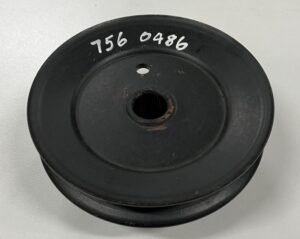 MTD Ride on Mower Deck Spindle Pulley fits 600 Series Mowers 756-0486